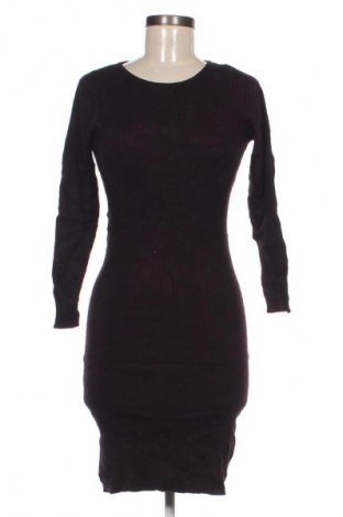 Šaty  Seppala, Velikost S, Barva Fialová, Cena  29,00 Kč