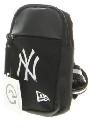 Kabelka  New Era, Barva Černá, Cena  479,00 Kč