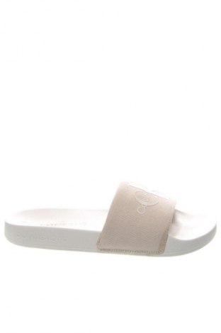 Чехли Calvin Klein Jeans, Размер 37, Цвят Бежов, Цена 35,27 €, #134650283