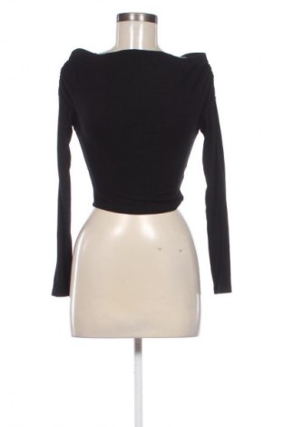 Dámská halenka Bershka, Velikost S, Barva Černá, Cena  229,00 Kč