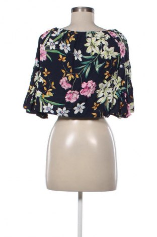 Dámská halenka Bershka, Velikost XS, Barva Vícebarevné, Cena  79,00 Kč