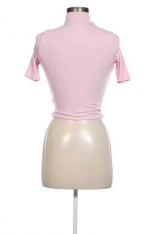 Дамска блуза Bershka, Размер XS, Цвят Розов, Цена 4,09 €