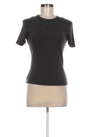Γυναικεία μπλούζα Calvin Klein Jeans, Μέγεθος M, Χρώμα Μπλέ, Τιμή 33,99 €, #134673776
