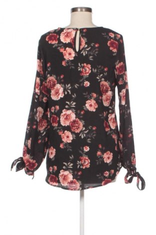 Dámská halenka Colloseum, Velikost M, Barva Vícebarevné, Cena  49,00 Kč