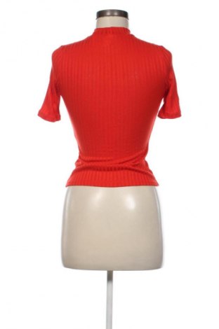 Dámská halenka H&M, Velikost XS, Barva Červená, Cena  179,00 Kč