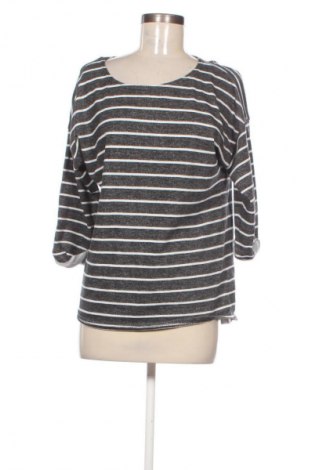 Dámská halenka H&M Divided, Velikost M, Barva Vícebarevné, Cena  69,00 Kč