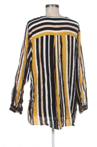 Γυναικεία μπλούζα Laura Torelli, Μέγεθος XL, Χρώμα Πολύχρωμο, Τιμή 1,99 €