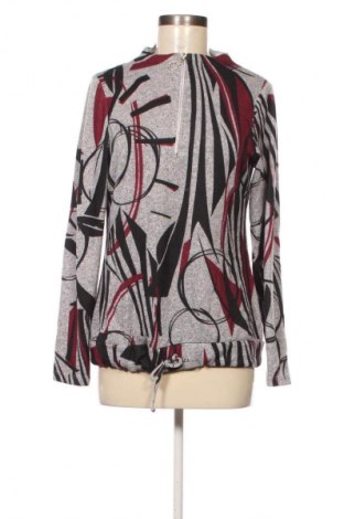 Dámská halenka Liberty, Velikost S, Barva Vícebarevné, Cena  49,00 Kč