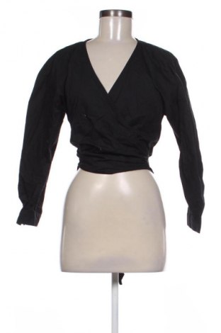 Dámská halenka Mohito, Velikost M, Barva Černá, Cena  89,00 Kč