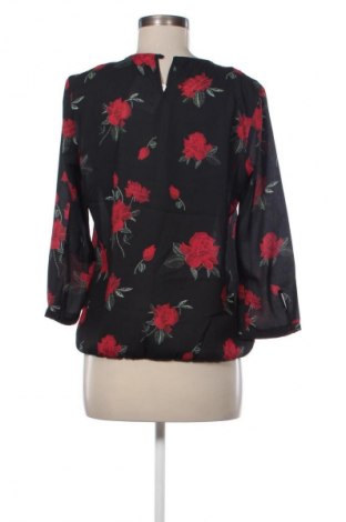 Дамска блуза Mohito, Размер S, Цвят Многоцветен, Цена 3,57 €