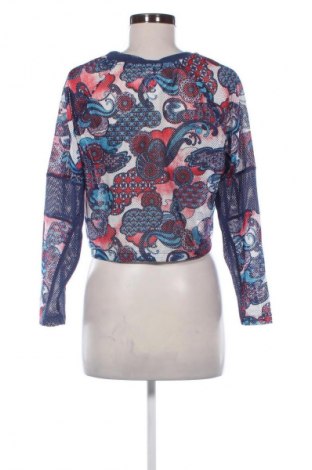 Дамска блуза Monki, Размер XS, Цвят Многоцветен, Цена 2,04 €