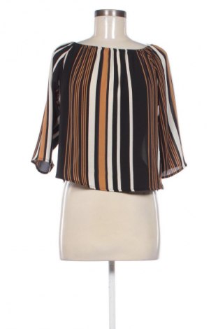 Γυναικεία μπλούζα ONLY, Μέγεθος XS, Χρώμα Πολύχρωμο, Τιμή 1,99 €