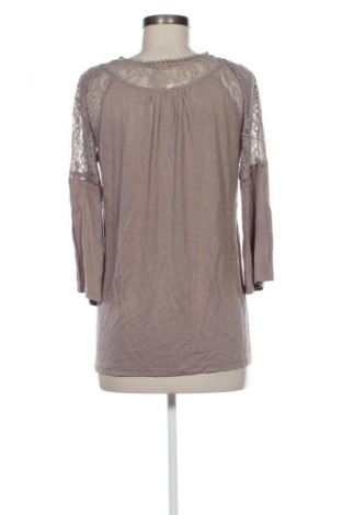 Dámská halenka OVS, Velikost L, Barva Béžová, Cena  89,00 Kč