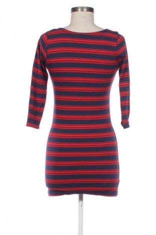 Γυναικεία μπλούζα Peacocks, Μέγεθος S, Χρώμα Πολύχρωμο, Τιμή 3,99 €