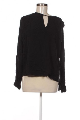 Dámská halenka Risskio, Velikost S, Barva Černá, Cena  49,00 Kč