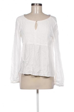 Γυναικεία μπλούζα S.Oliver, Μέγεθος S, Χρώμα Λευκό, Τιμή 7,99 €
