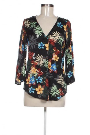 Γυναικεία μπλούζα Stradivarius, Μέγεθος S, Χρώμα Πολύχρωμο, Τιμή 3,19 €