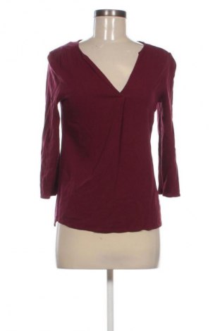 Dámská halenka Stradivarius, Velikost S, Barva Červená, Cena  49,00 Kč