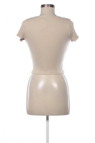 Дамска блуза Stradivarius, Размер S, Цвят Бежов, Цена 2,04 €