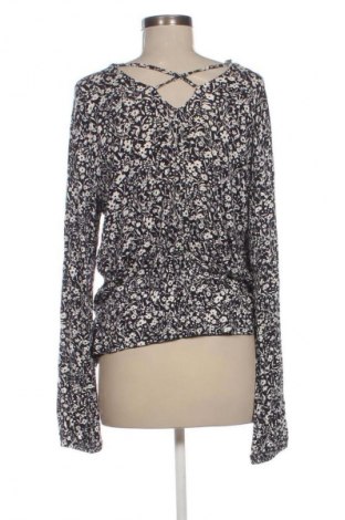 Γυναικεία μπλούζα Tom Tailor, Μέγεθος M, Χρώμα Πολύχρωμο, Τιμή 4,99 €