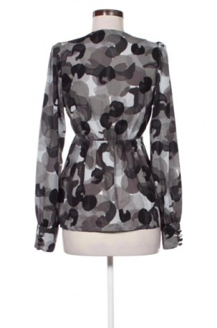 Γυναικεία μπλούζα United Colors Of Benetton, Μέγεθος S, Χρώμα Πολύχρωμο, Τιμή 18,99 €