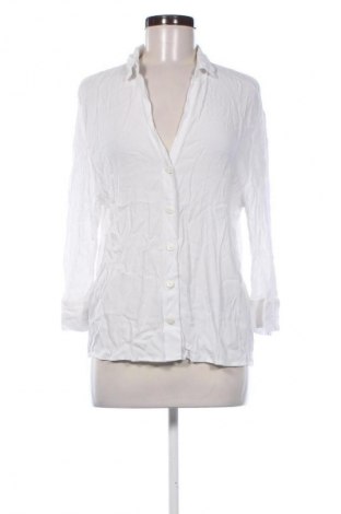 Γυναικείο πουκάμισο Bershka, Μέγεθος L, Χρώμα Λευκό, Τιμή 10,99 €