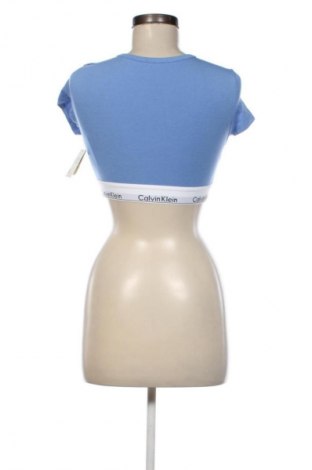 Damen T-Shirt Calvin Klein, Größe M, Farbe Blau, Preis 16,99 €