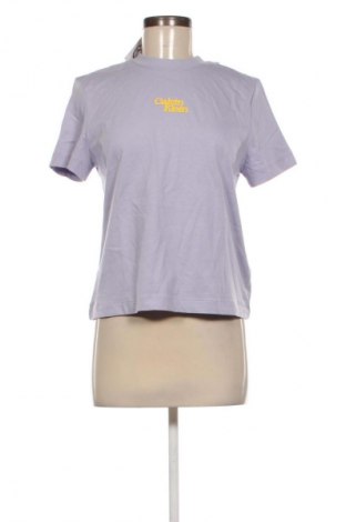 Damen T-Shirt Calvin Klein Jeans, Größe S, Farbe Lila, Preis 36,99 €