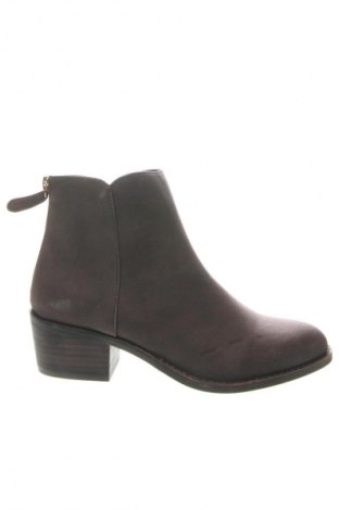 Дамски боти About You, Размер 37, Цвят Кафяв, Цена 16,87 €