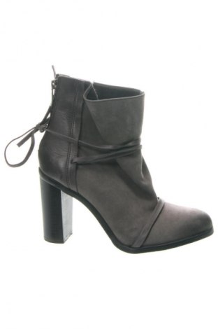 Дамски боти Carinii, Размер 38, Цвят Сив, Цена 24,03 €