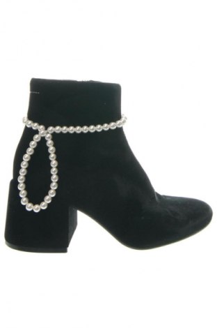 Дамски боти MM6 Maison Martin Margiela, Размер 36, Цвят Черен, Цена 71,58 €