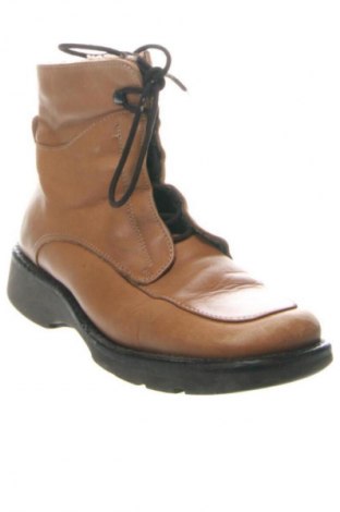 Дамски боти Unbranded, Размер 36, Цвят Бежов, Цена 38,70 €