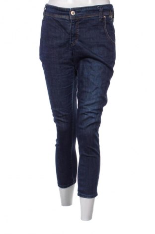 Blugi de femei Armani Jeans, Mărime XL, Culoare Albastru, Preț 700,86 Lei