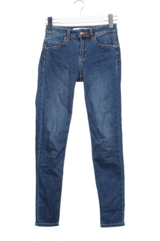 Dámské džíny  Bershka, Velikost XXS, Barva Modrá, Cena  129,00 Kč