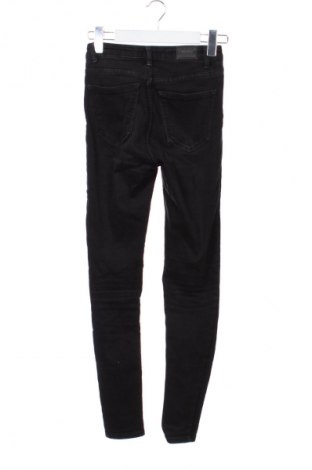 Dámské džíny  Bershka, Velikost XXS, Barva Černá, Cena  109,00 Kč