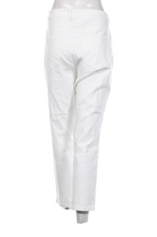 Damskie jeansy C&A, Rozmiar XXL, Kolor Biały, Cena 10,99 zł