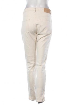 Damskie jeansy Massimo Dutti, Rozmiar L, Kolor ecru, Cena 100,07 zł