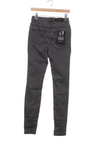 Dámské džíny  Noisy May, Velikost XS, Barva Šedá, Cena  359,00 Kč