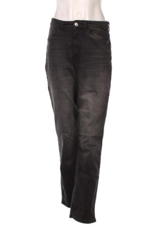 Damskie jeansy ONLY, Rozmiar M, Kolor Szary, Cena 87,99 zł