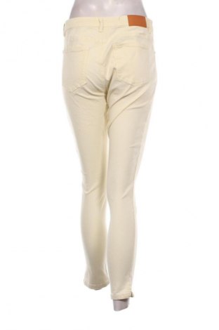 Dámske džínsy  Opus, Veľkosť M, Farba Kremová, Cena  12,95 €