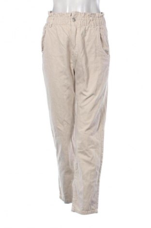 Damskie jeansy Pull&Bear, Rozmiar M, Kolor Beżowy, Cena 21,99 zł