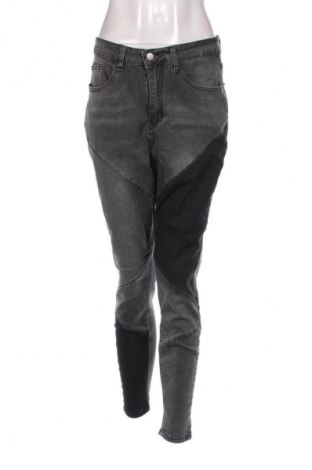 Dámske džínsy  SHEIN, Veľkosť XL, Farba Sivá, Cena  8,24 €