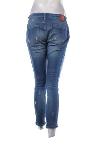 Дамски дънки Silvian Heach, Размер M, Цвят Син, Цена 11,75 €