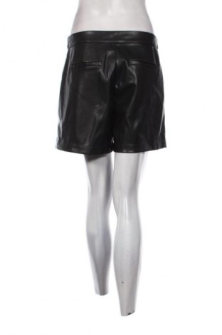 Γυναικείο κοντό παντελόνι Edited, Μέγεθος S, Χρώμα Μαύρο, Τιμή 12,99 €