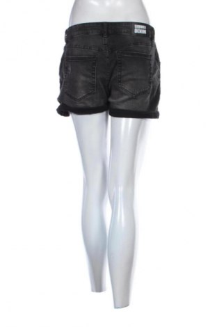 Dámské kraťasy  Fb Sister, Velikost M, Barva Černá, Cena  119,00 Kč