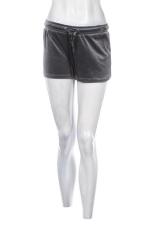 Damen Shorts Gina Tricot, Größe S, Farbe Grau, Preis 2,99 €