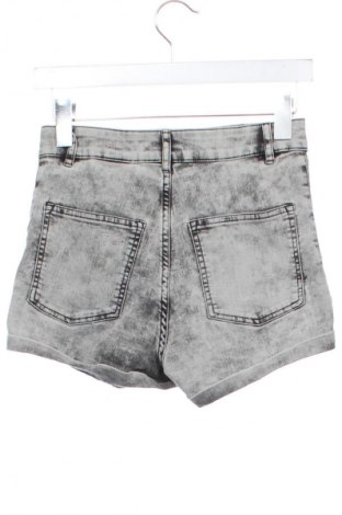 Γυναικείο κοντό παντελόνι H&M Divided, Μέγεθος XS, Χρώμα Μαύρο, Τιμή 2,99 €