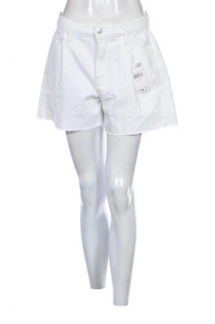 Дамски къс панталон Mango, Размер M, Цвят Бял, Цена 24,03 €