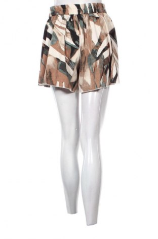 Damskie szorty SHEIN, Rozmiar S, Kolor Kolorowy, Cena 20,99 zł