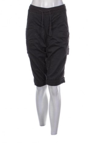 Damskie szorty Supplies, Rozmiar L, Kolor Brązowy, Cena 6,99 zł